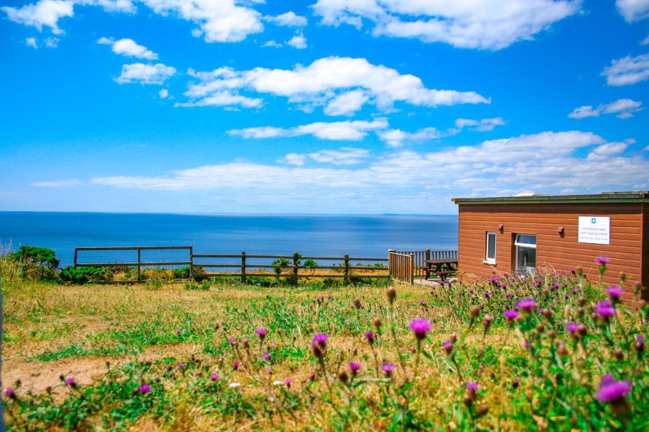 Sunset Sea View Chalet With Hot Tub Torpoint Bagian luar foto
