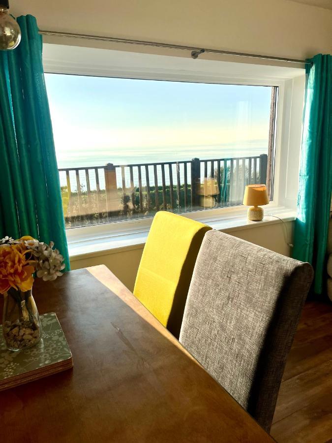 Sunset Sea View Chalet With Hot Tub Torpoint Bagian luar foto
